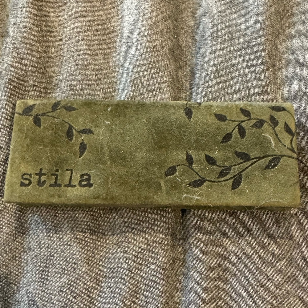 Stila eyeshadow